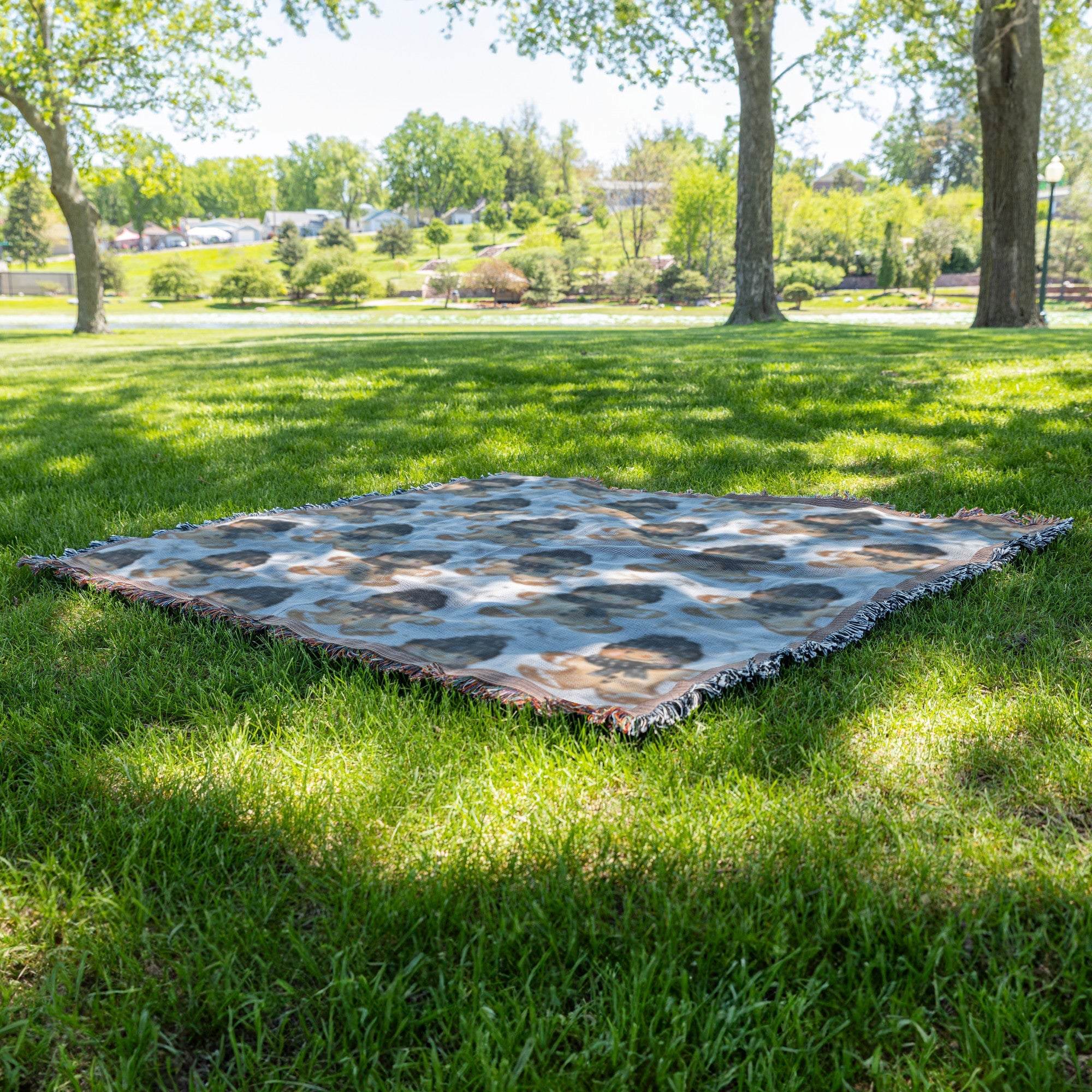 Festive Gingerbread Woven Blanket – Add Cozy Holiday Charm to Any Room